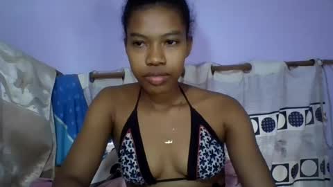 anaissa23 online show from June 22, 7:53 am