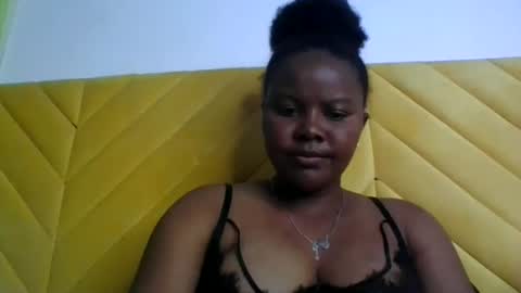 anaissa23 online show from July 1, 11:11 am