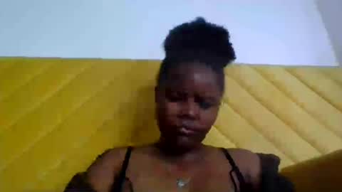anaissa23 online show from July 17, 7:03 pm