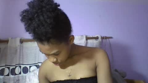 anaissa23 online show from July 24, 1:25 pm