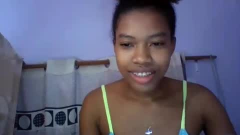 anaissa23 online show from August 8, 6:30 pm
