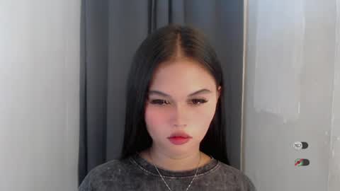 anaruru_ online show from August 10, 3:24 pm