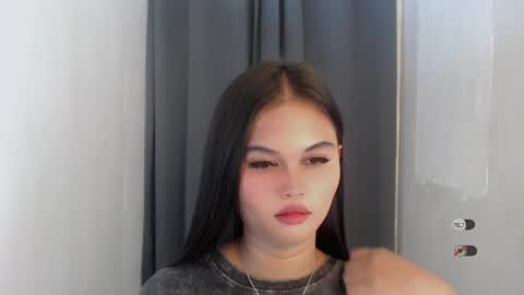 anaruru_ online show from August 10, 8:54 pm