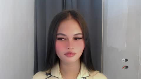 anaruru_ online show from August 12, 2:08 pm