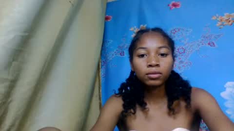 anathaliiie online show from August 14, 8:51 am