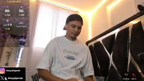 Ander online show from August 5, 1:42 pm