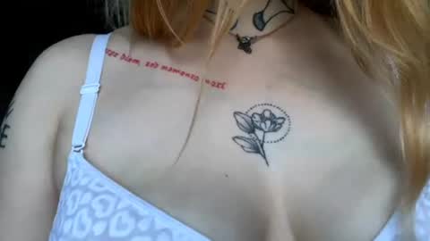 Emily online show from August 14, 4:32 pm