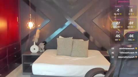 A N D R E online show from August 7, 3:39 am