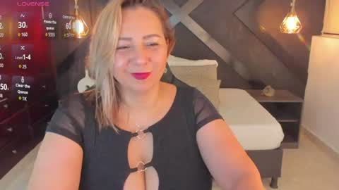 A N D R E online show from August 13, 1:41 am