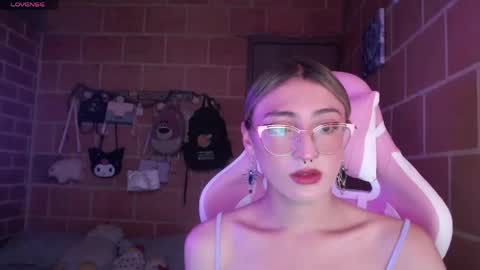 Andrea  online show from May 25, 5:26 pm