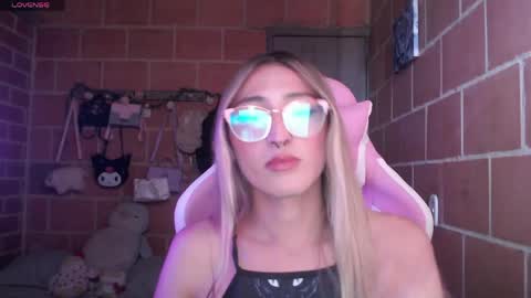 Andrea  online show from May 26, 6:31 pm