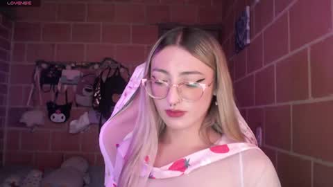 Andrea  online show from June 22, 3:46 pm