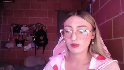 Andrea  online show from June 22, 4:51 pm