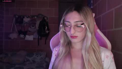 Andrea  online show from July 10, 10:04 pm