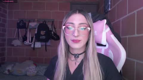 Andrea  online show from August 7, 8:42 pm