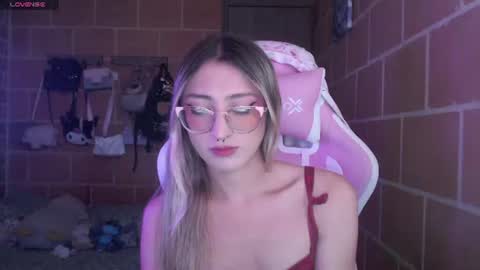Andrea  online show from August 30, 5:02 pm