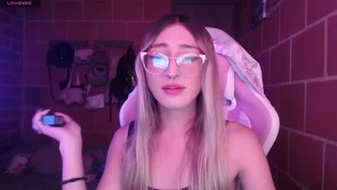 Andrea  online show from September 9, 5:54 pm