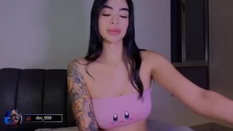   online show from July 31, 2:18 am