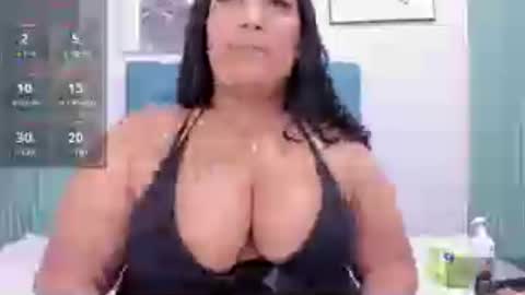 andreabigboobs_ online show from August 5, 8:34 am