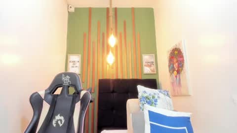 andreabigboobs_ online show from August 6, 6:01 am