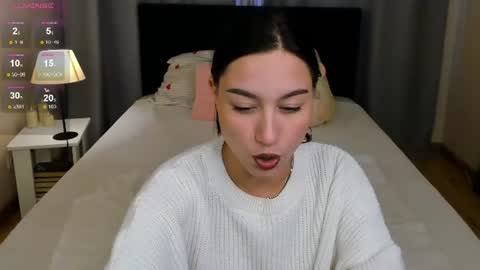 andreajohnsons online show from August 13, 2:25 am
