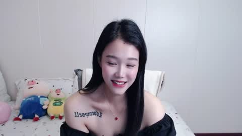 andreakimr online show from July 7, 5:55 am