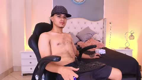 Andreao online show from July 30, 3:08 pm