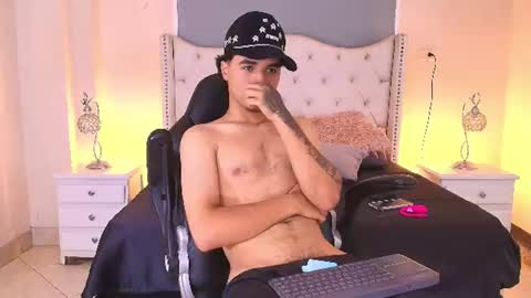 Andreao online show from August 4, 5:21 pm