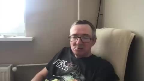 andreass60 online show from April 1, 8:01 am