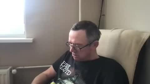 andreass60 online show from April 2, 6:54 am