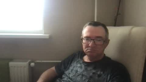 andreass60 online show from May 12, 7:19 am
