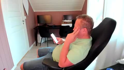 andreast46 online show from August 1, 6:58 pm
