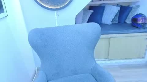 andrecastaneda online show from August 5, 7:23 pm