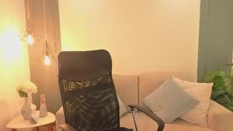 andrecastaneda online show from August 8, 6:08 pm