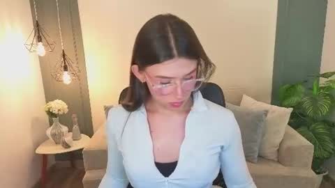 andrecastaneda online show from August 10, 8:32 pm