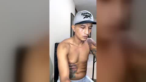 andreexcobar38 online show from June 1, 2:36 am