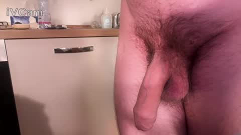 andregio0087 online show from August 2, 9:11 pm