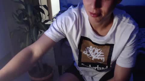 Andres 2977 online show from August 10, 3:52 am