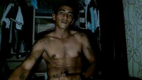 andresfmc1997 online show from July 18, 8:26 am