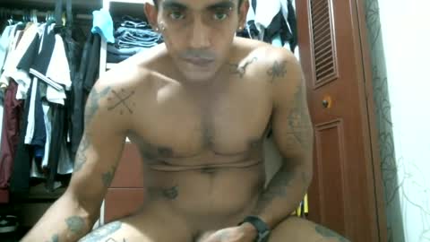 andresfmc1997 online show from July 18, 9:32 am