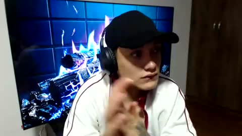 andreshot2026 online show from August 4, 3:25 am