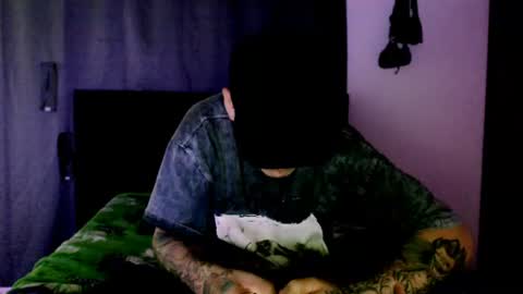 andreshot2026 online show from August 8, 2:44 am