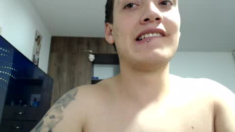 andreshot2026 online show from August 12, 3:20 am