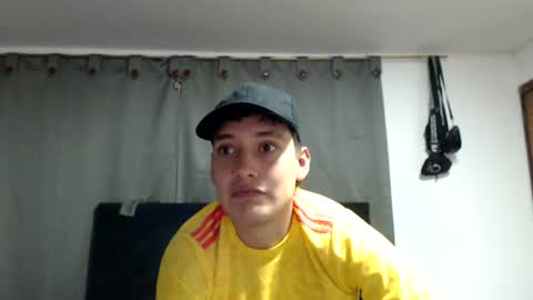 andreshot2026 online show from August 13, 2:36 am