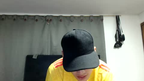 andreshot2026 online show from August 13, 3:42 am