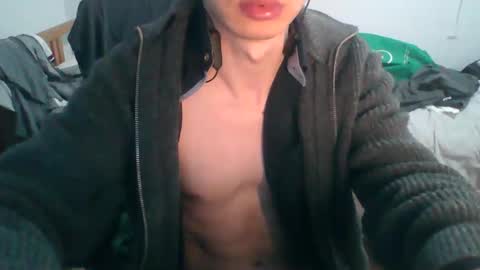 andresse_lat online show from April 8, 2:32 am