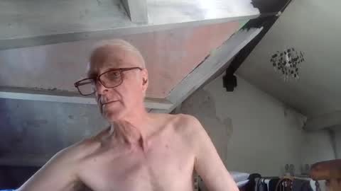 Andrew online show from July 30, 10:44 am