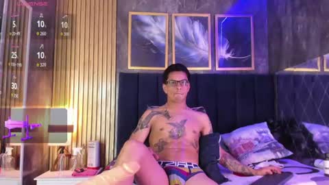 andrew_haalls online show from August 14, 7:28 pm