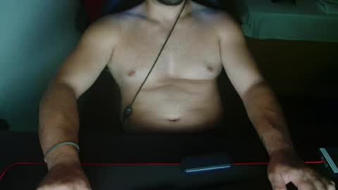 andrewadam8504 online show from August 17, 10:59 pm