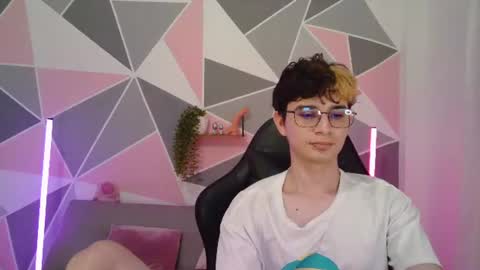 Andrew and Cherry online show from July 29, 1:12 am
